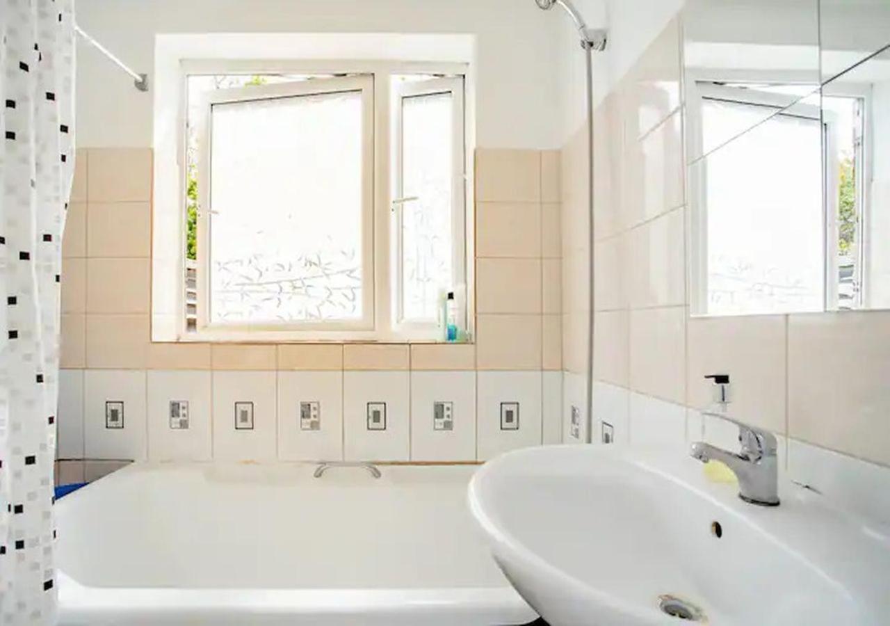 Homestay Near Tottenham Hotspur Stadium لندن المظهر الخارجي الصورة