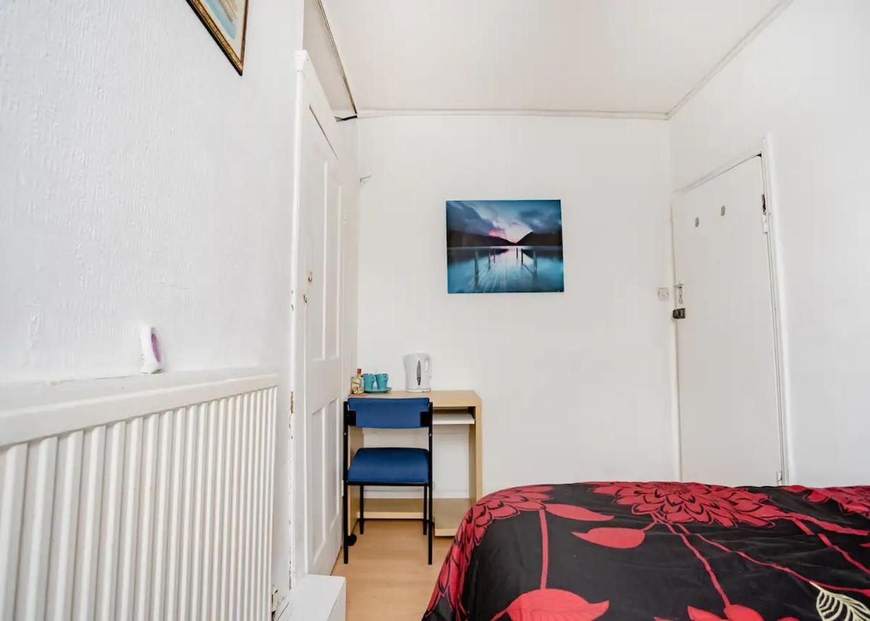 Homestay Near Tottenham Hotspur Stadium لندن المظهر الخارجي الصورة
